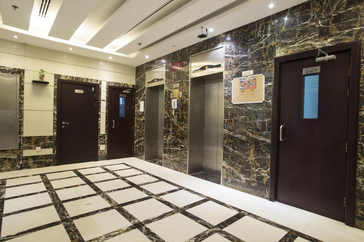 Beautiful Partition Room In Al Barsha 1 Near Metro Dubái Exterior foto