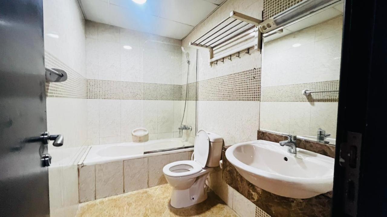 Beautiful Partition Room In Al Barsha 1 Near Metro Dubái Exterior foto